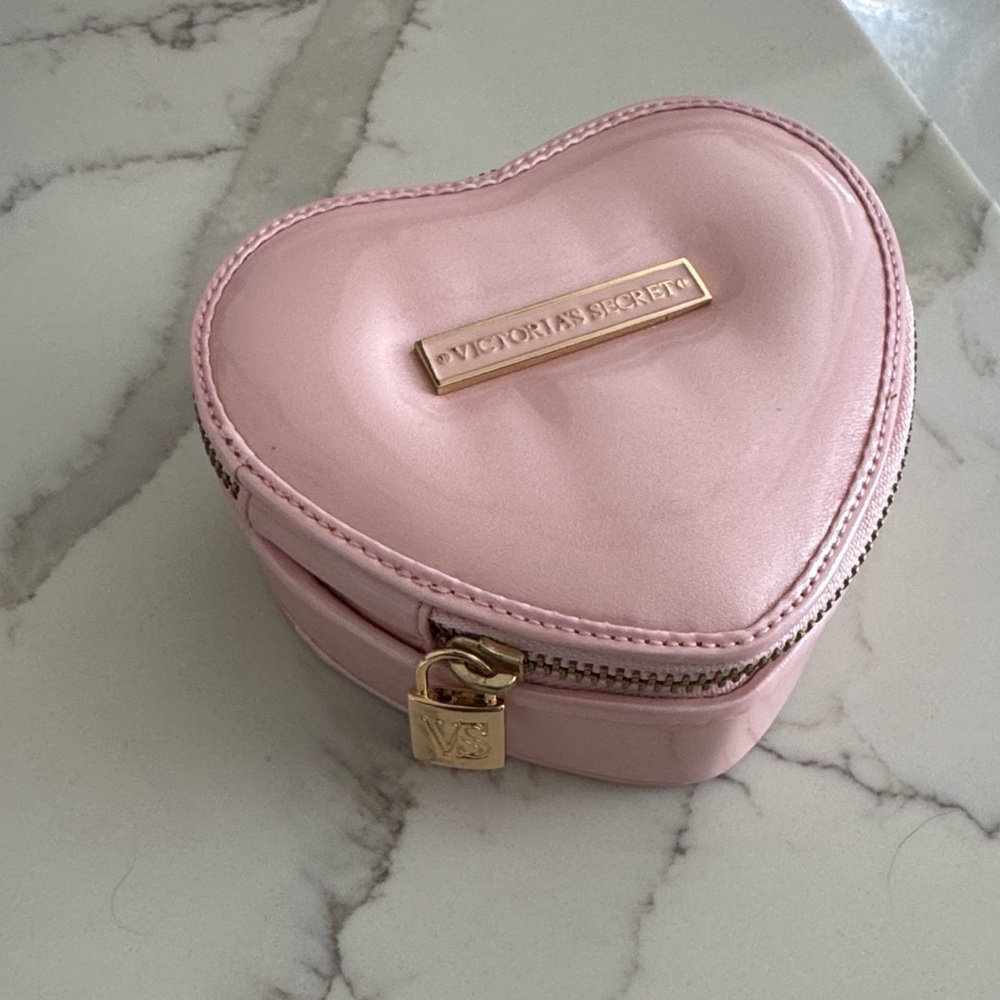 Victoria's Secret Blush Heart Cosmetic or Jewelry Case